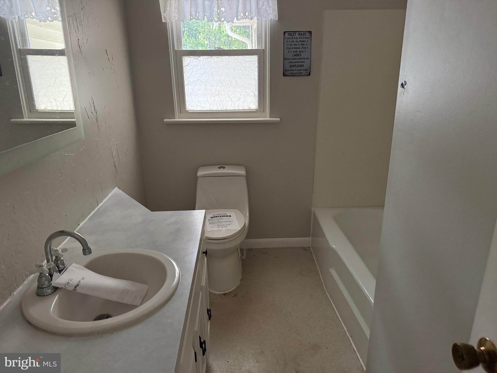 TOMAHAWK - Residential