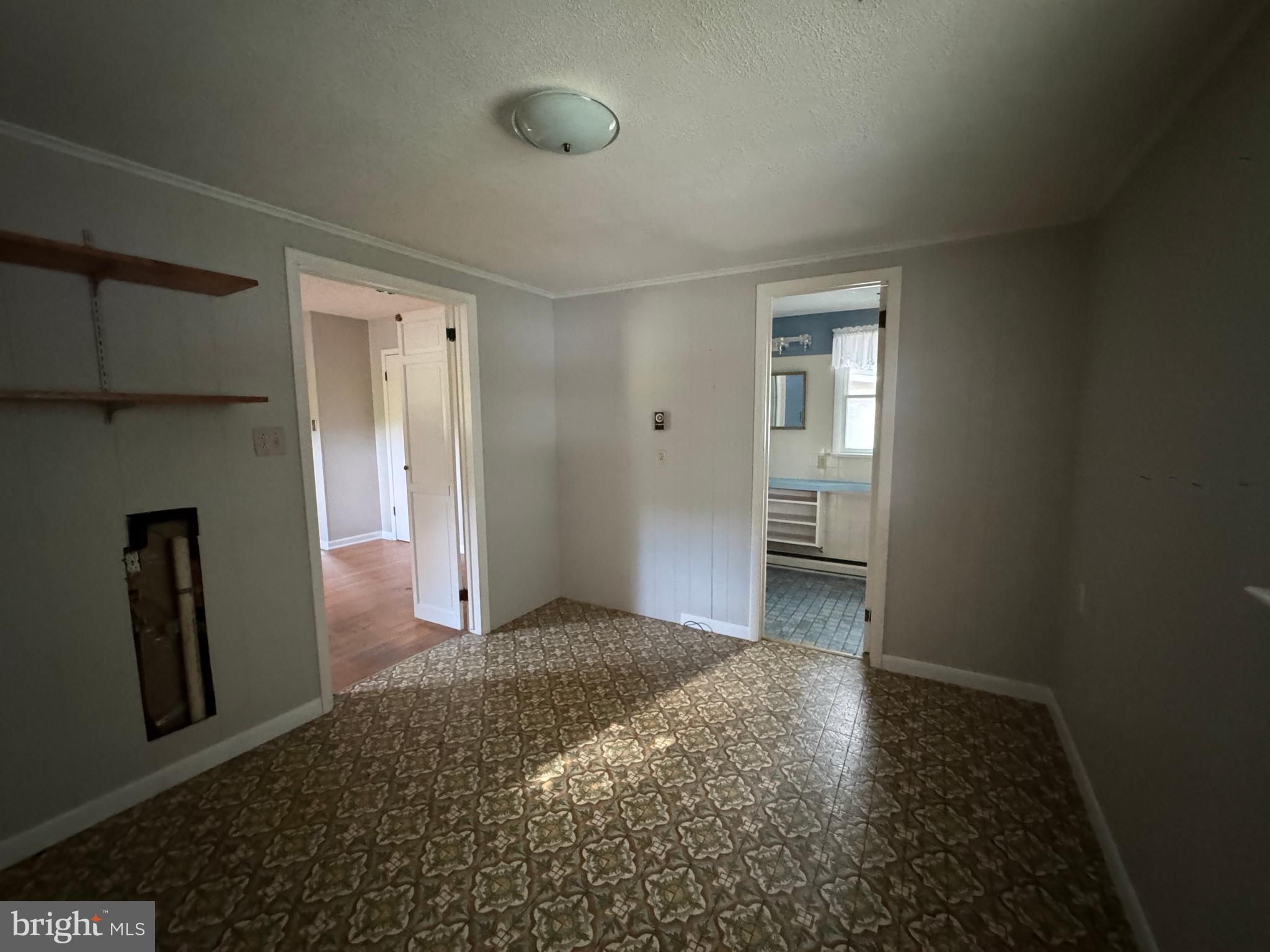 TOMAHAWK - Residential