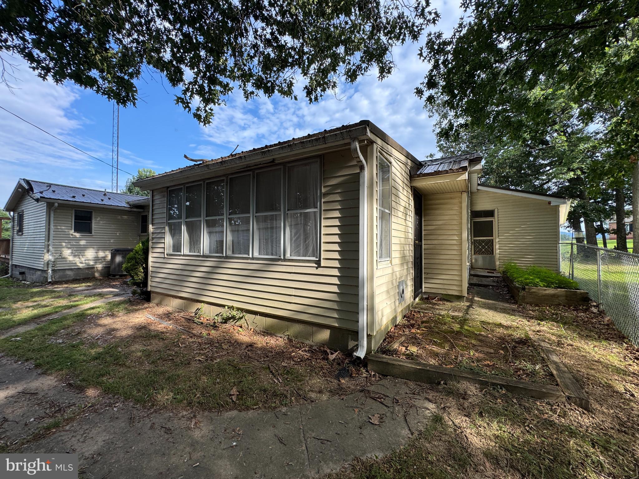 13869 BACK CREEK VALLEY ROAD