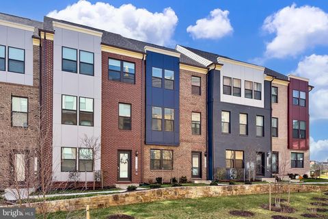 14176 GYPSUM LOOP CHANTILLY VA 20151