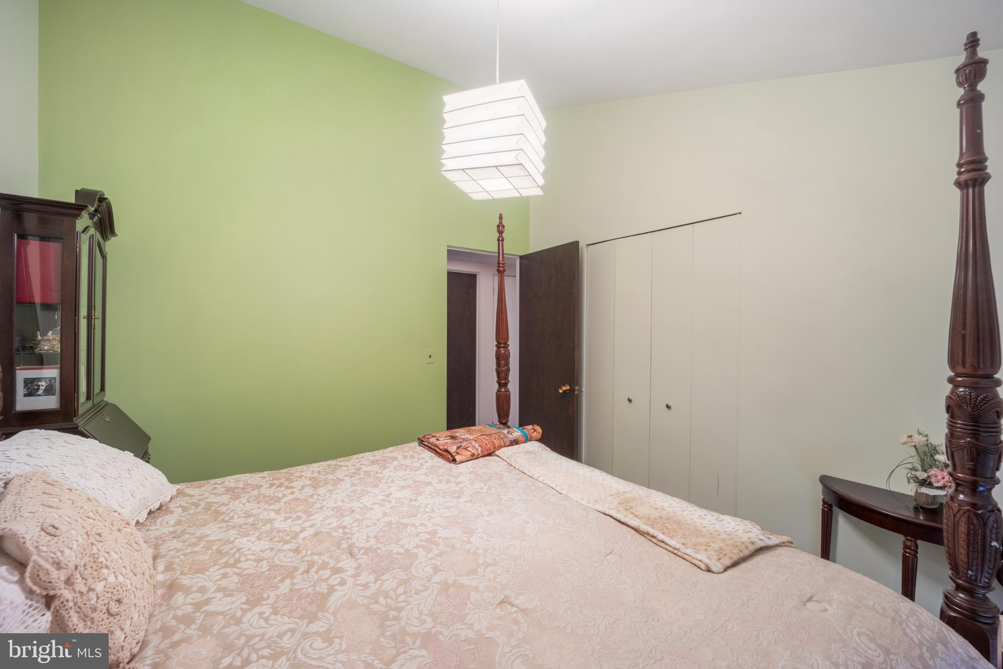 VALLEY HILL ESTATE - Residential