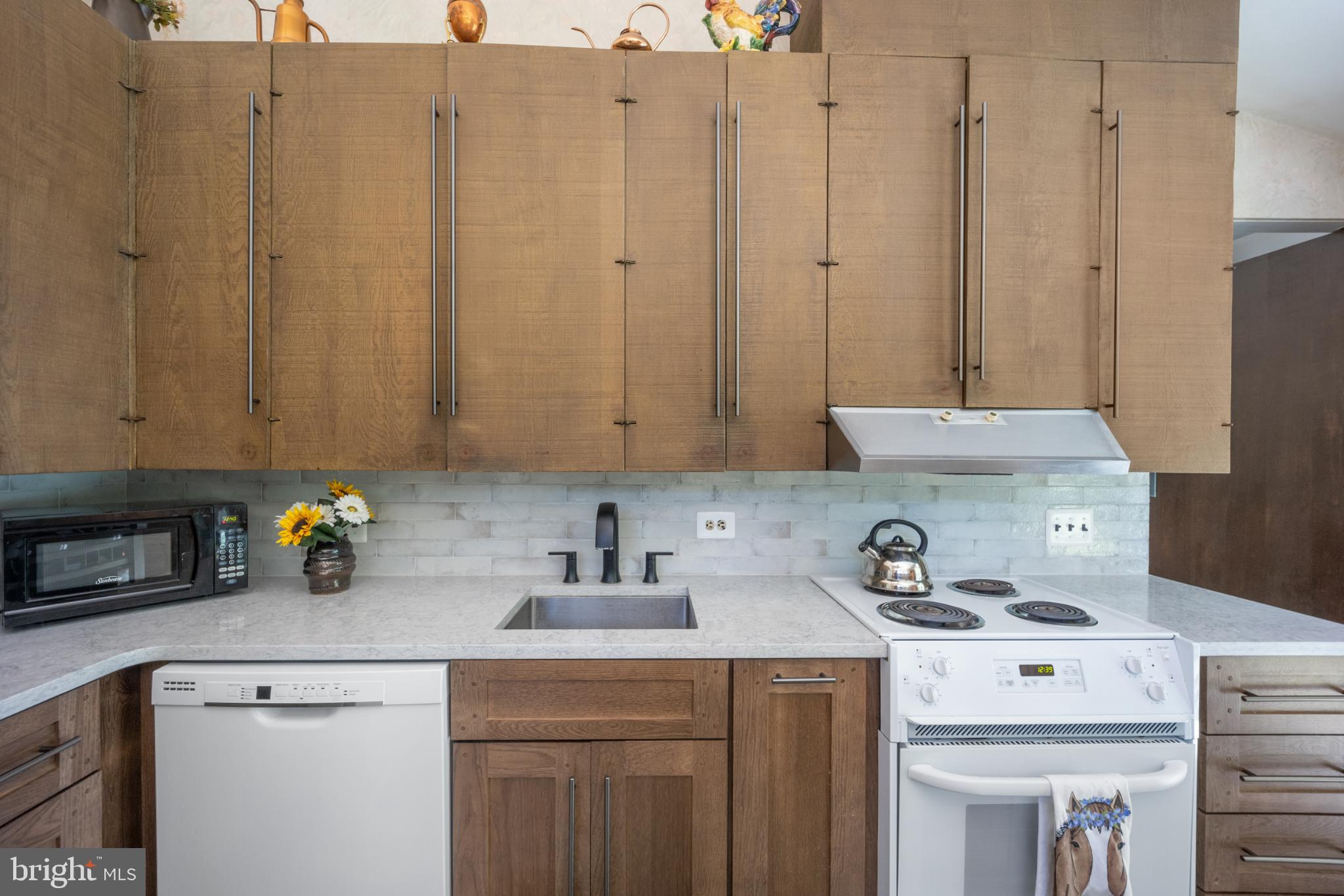 VALLEY HILL ESTATE - Residential