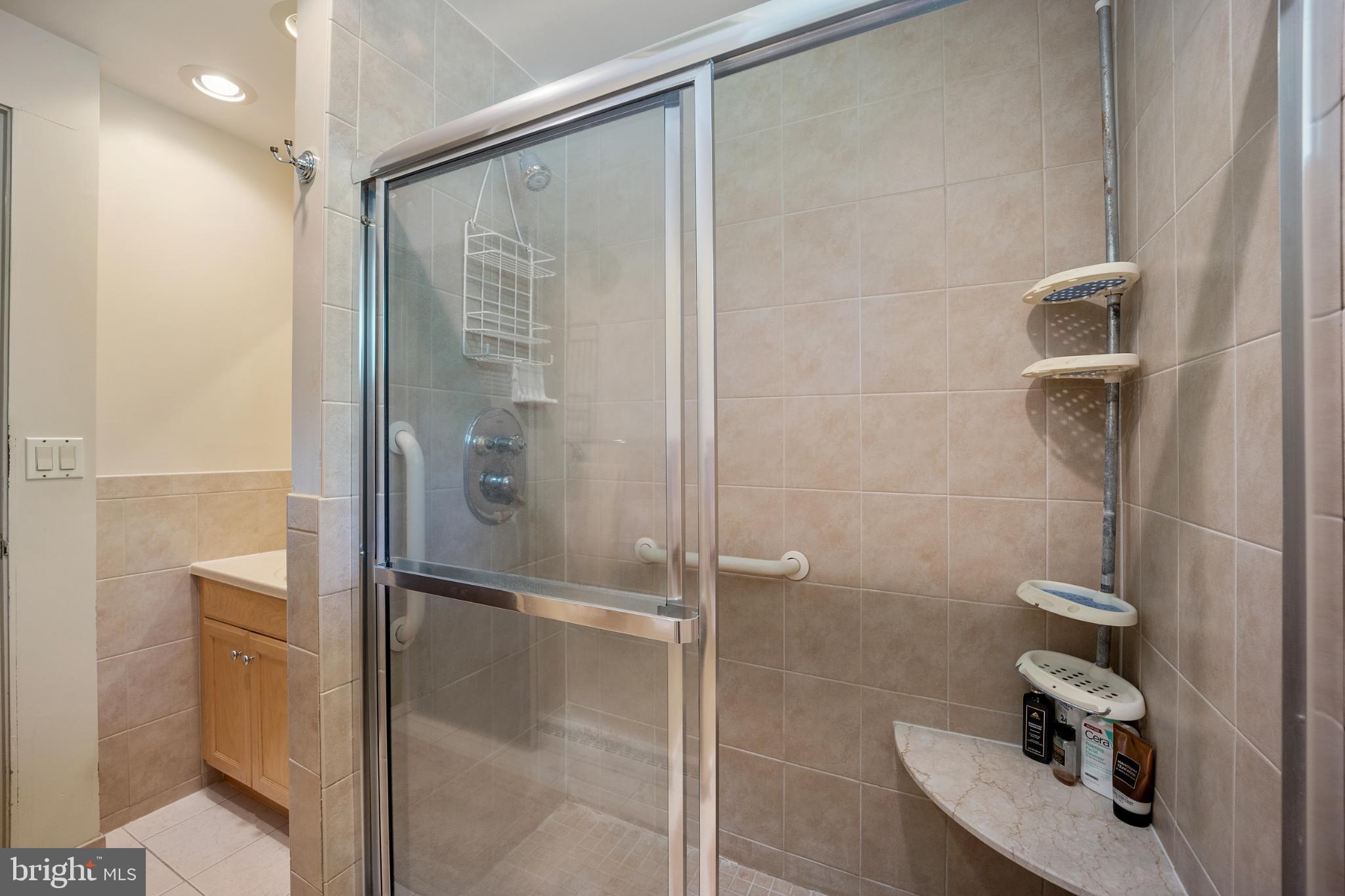 VALLEY HILL ESTATE - Residential