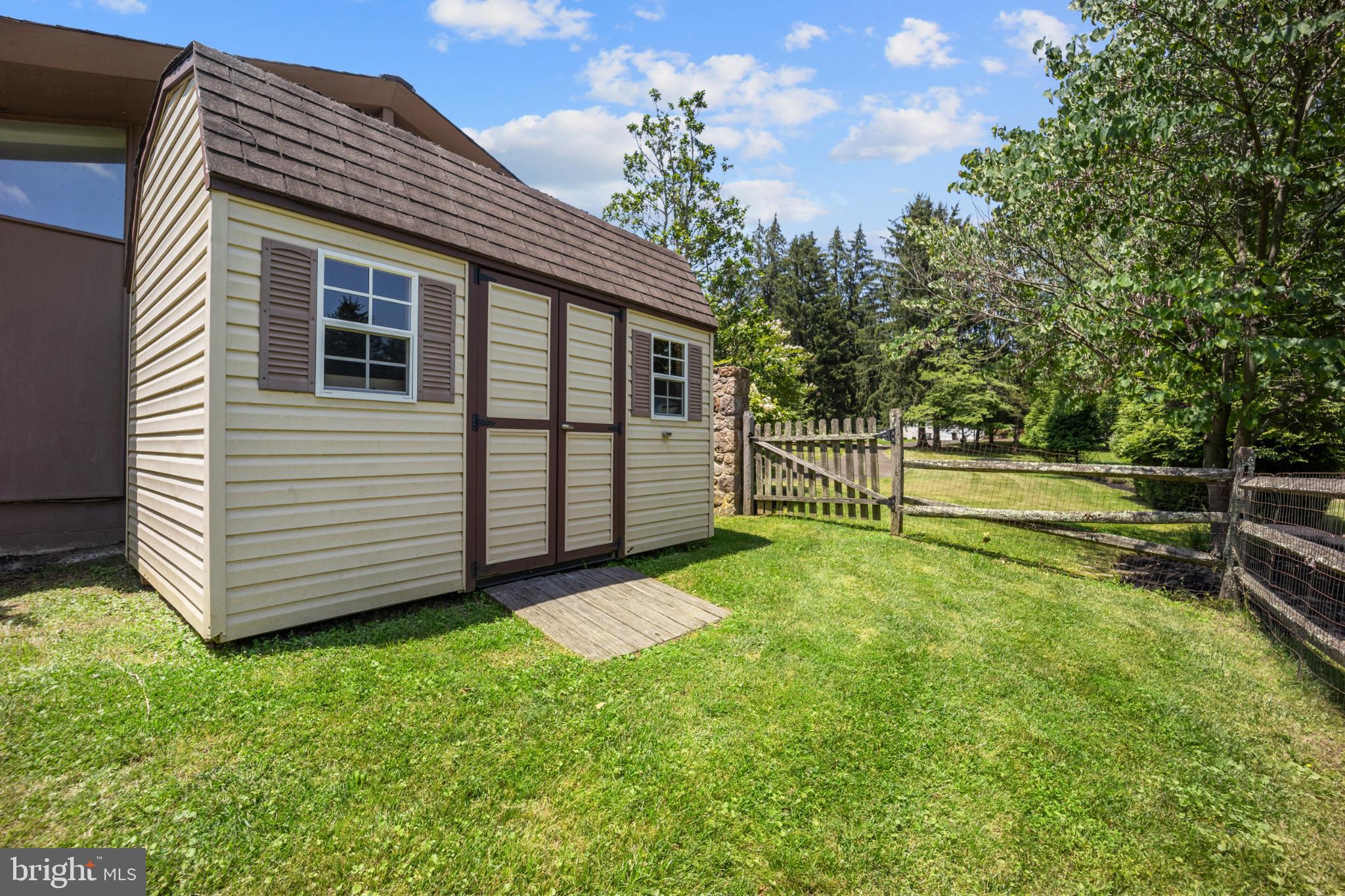 VALLEY HILL ESTATE - Residential