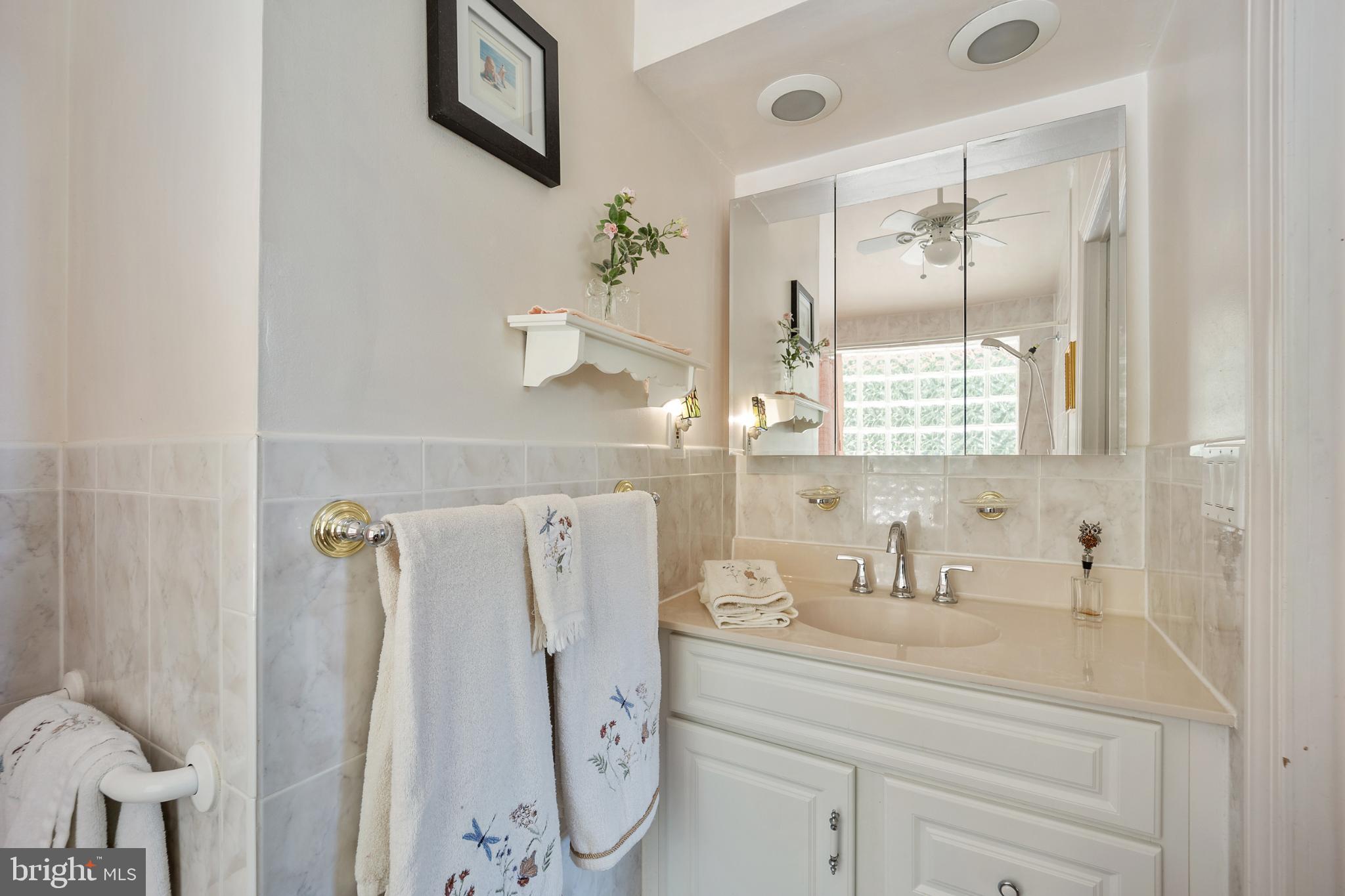 VALLEY HILL ESTATE - Residential