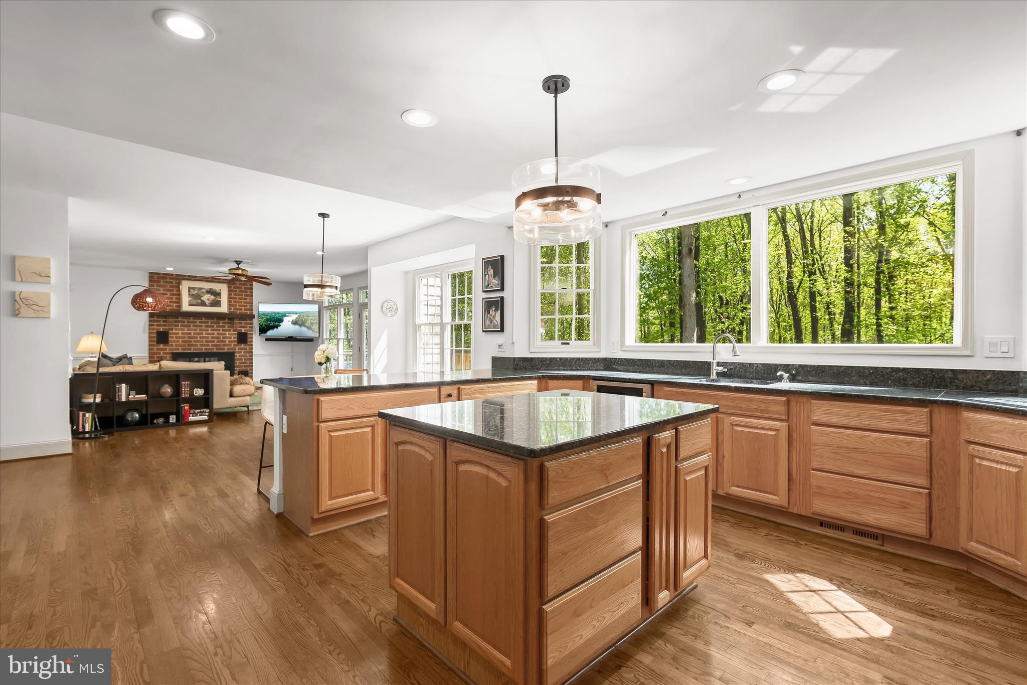 HUNTINGTON - Residential