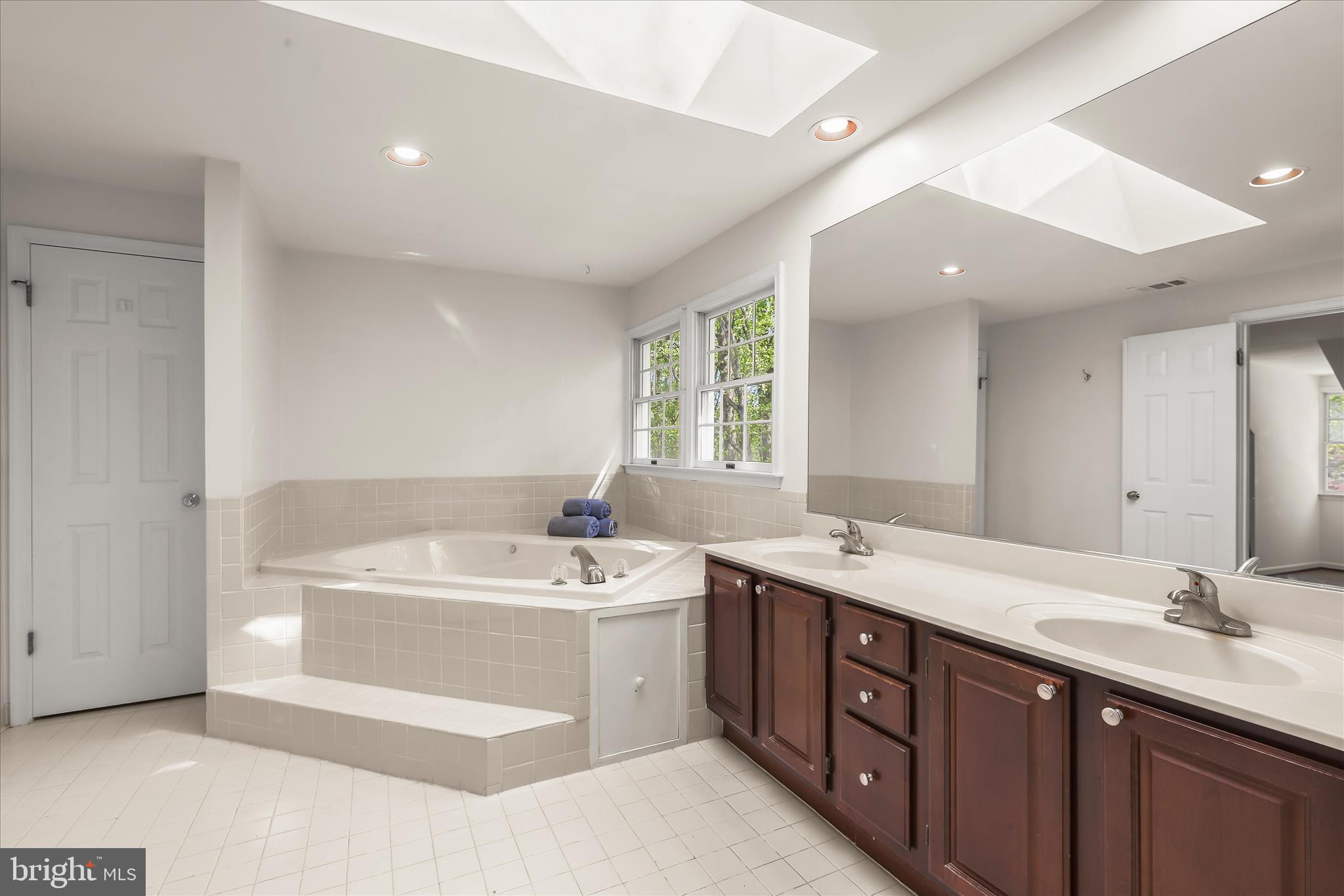 HUNTINGTON - Residential