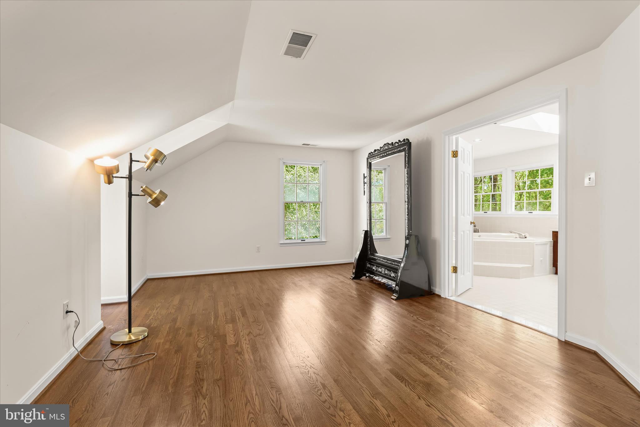 HUNTINGTON - Residential