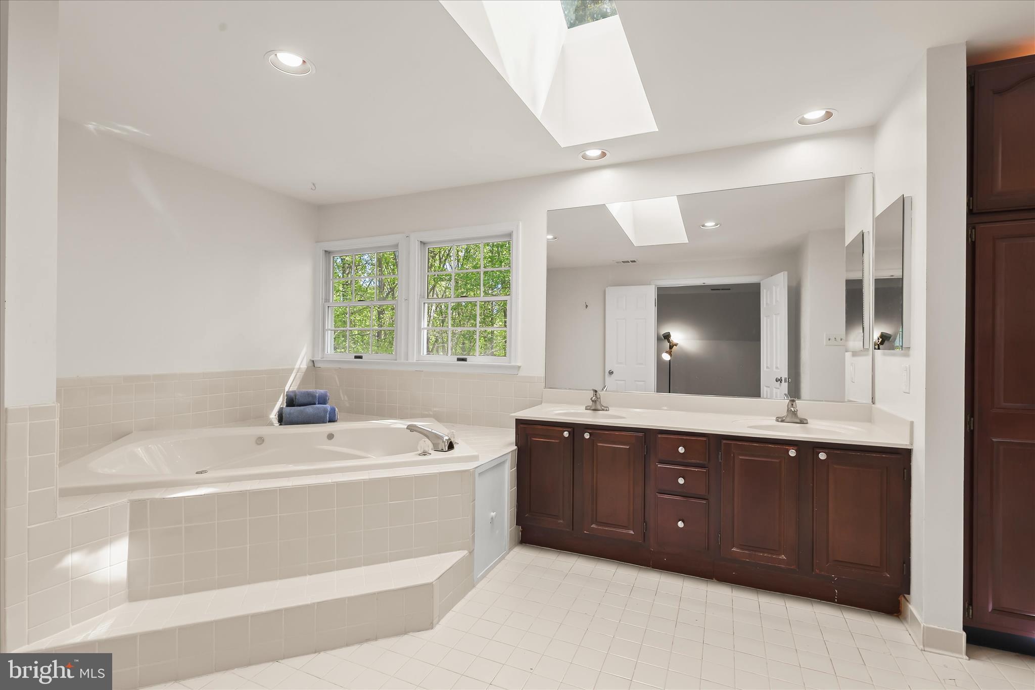 HUNTINGTON - Residential