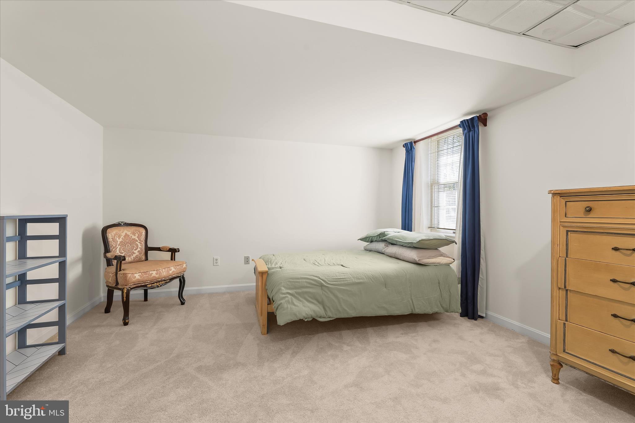 HUNTINGTON - Residential