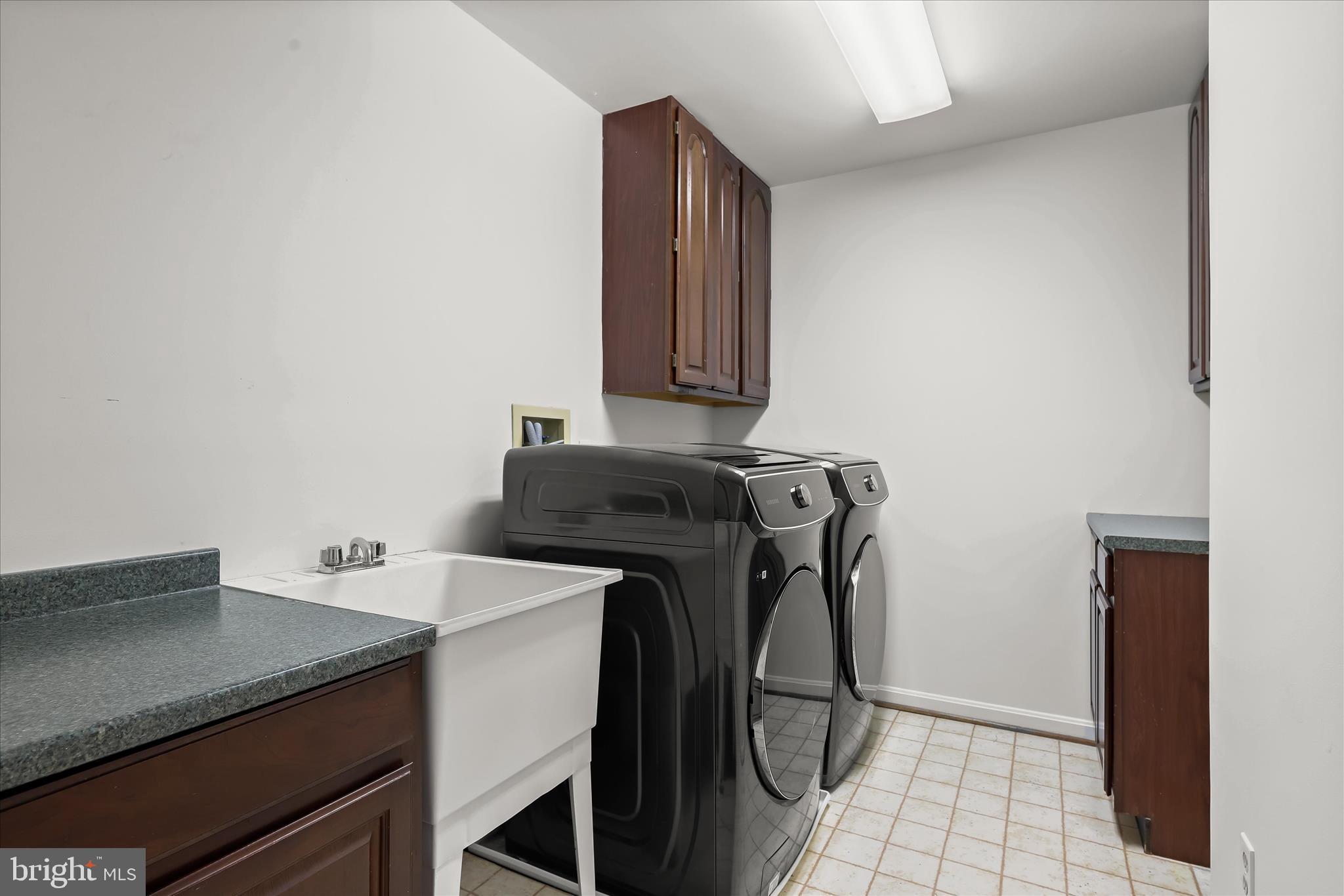 HUNTINGTON - Residential