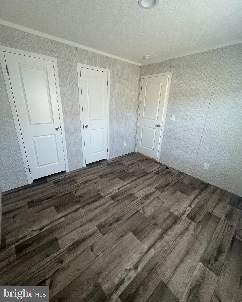 34 CLOVERLEAF COURT