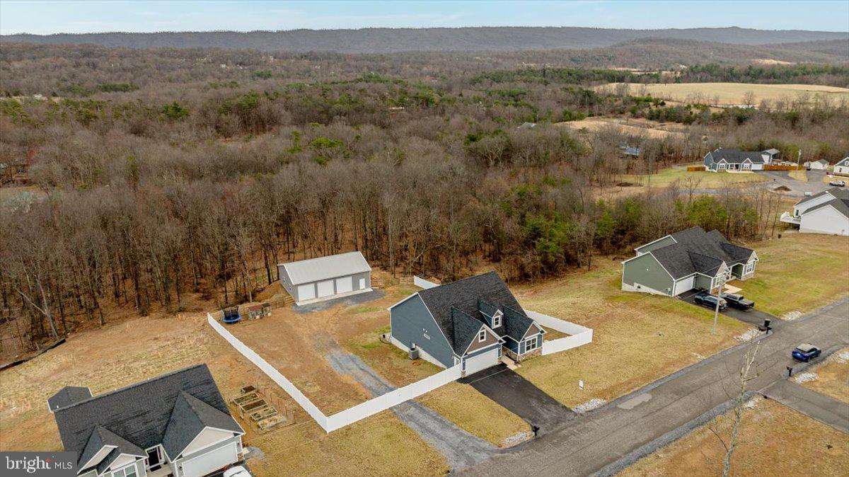 CHESTNUT HILL ESTATES - Residential