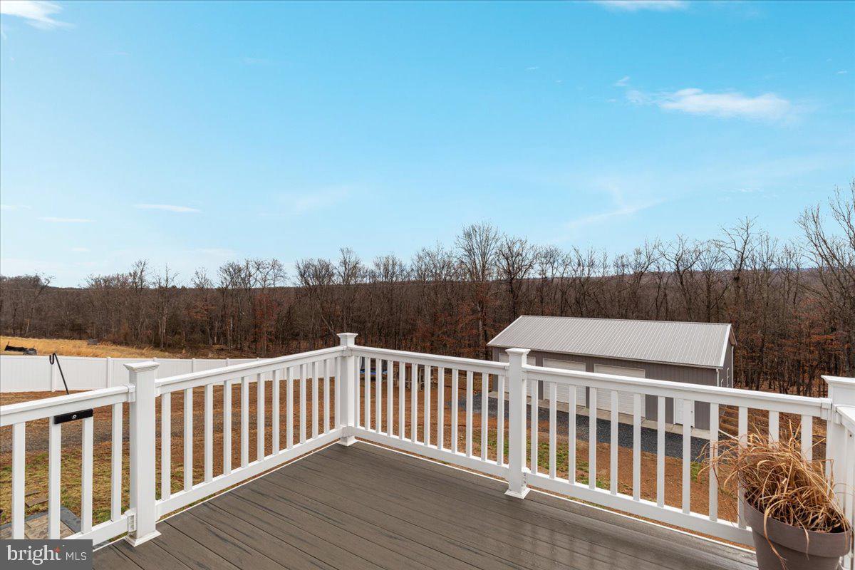 CHESTNUT HILL ESTATES - Residential