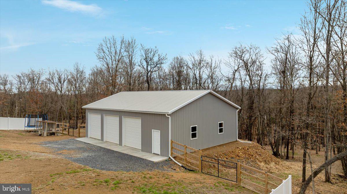 CHESTNUT HILL ESTATES - Residential