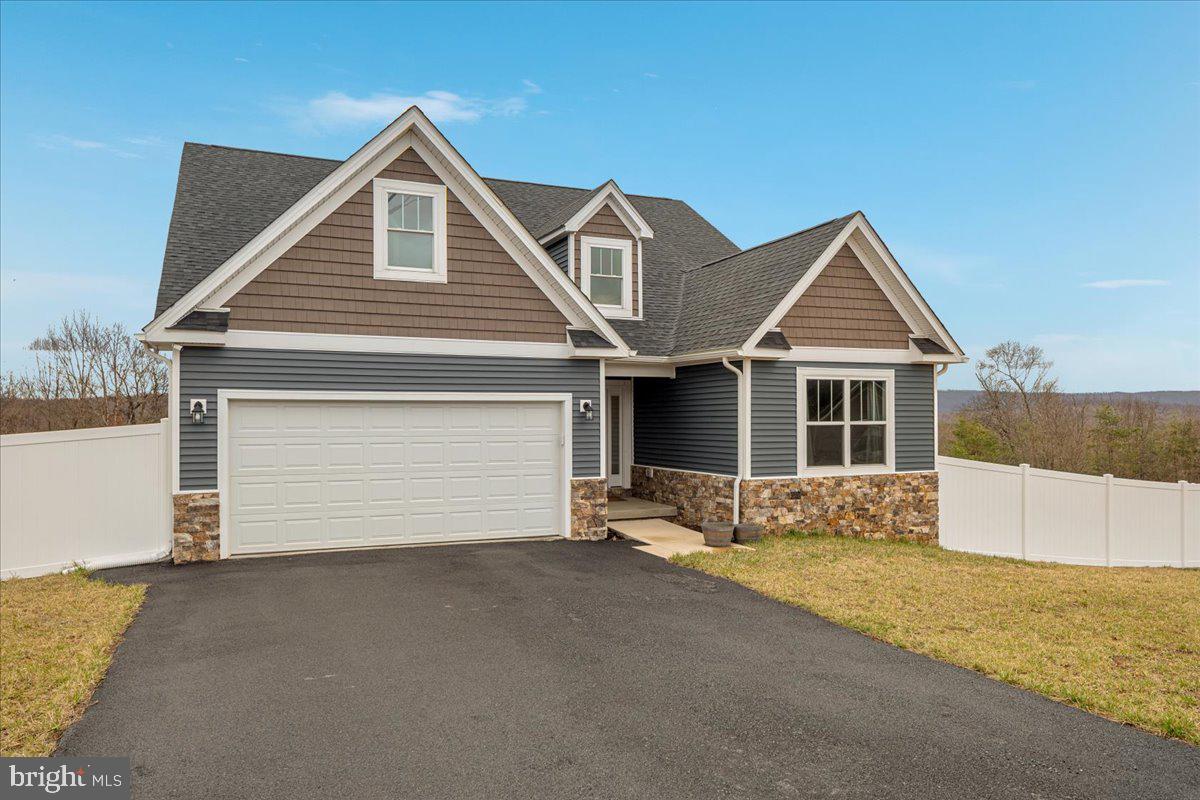 CHESTNUT HILL ESTATES - Residential