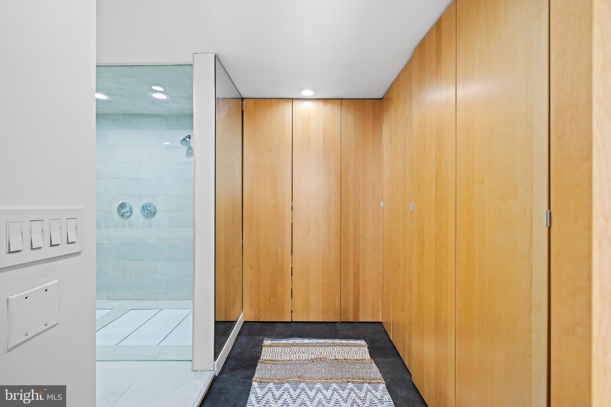 WASHINGTON SQ WEST - Residential