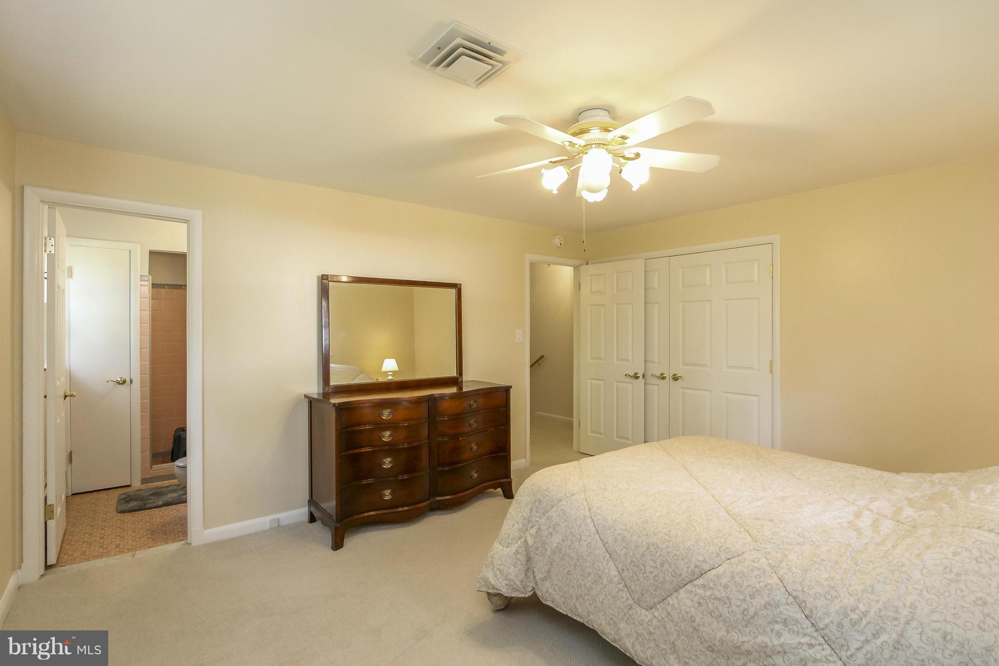 WOODLAWN MANOR - Residential