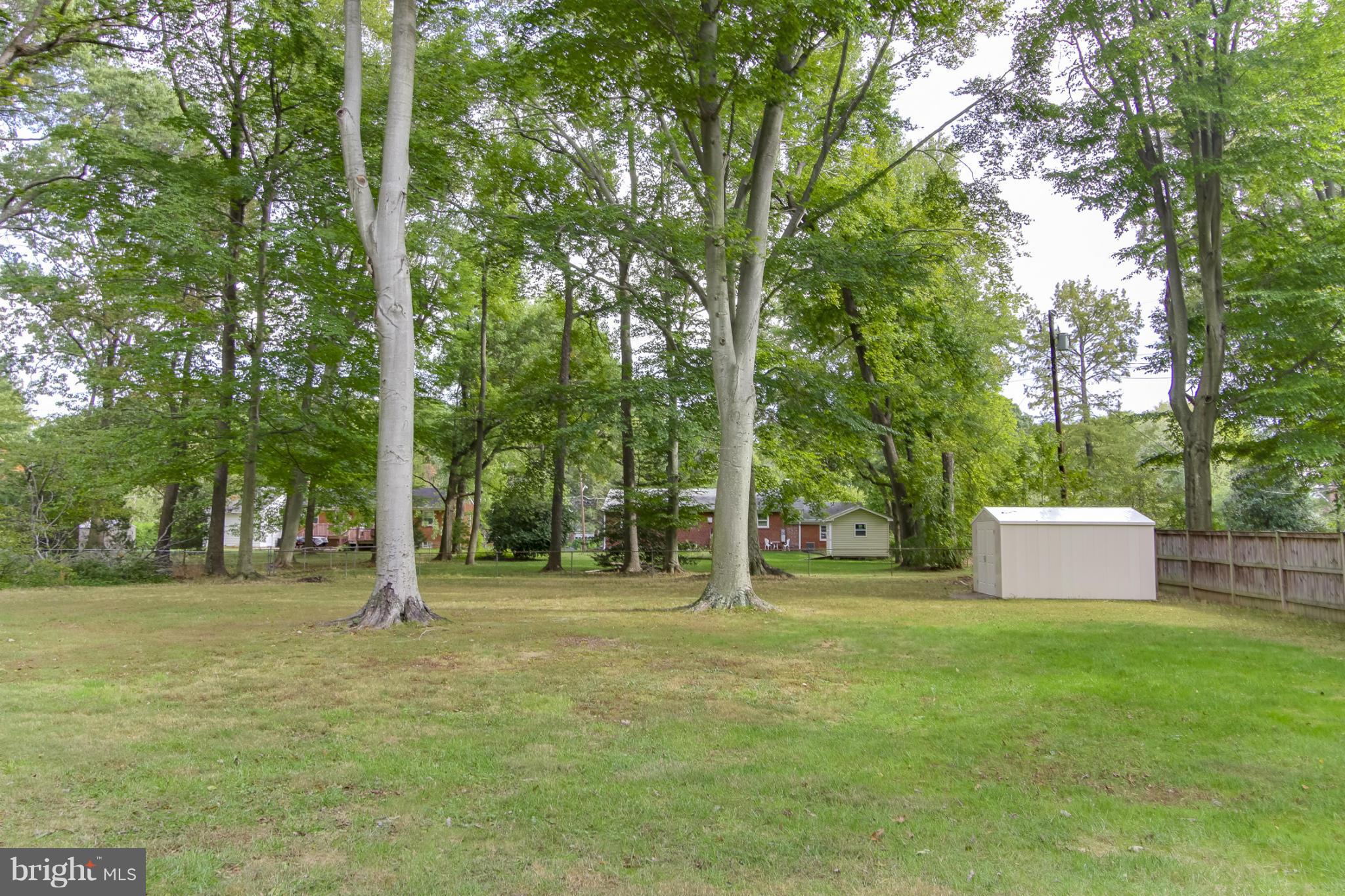 WOODLAWN MANOR - Residential