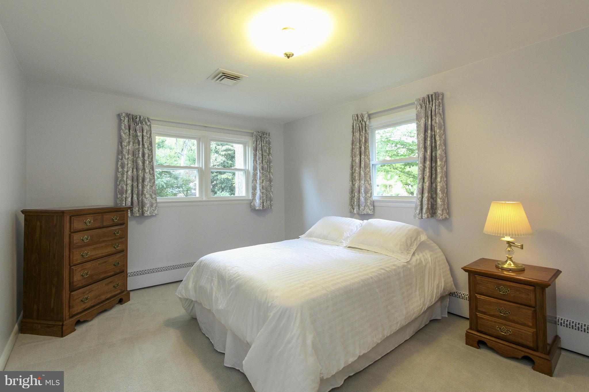 WOODLAWN MANOR - Residential