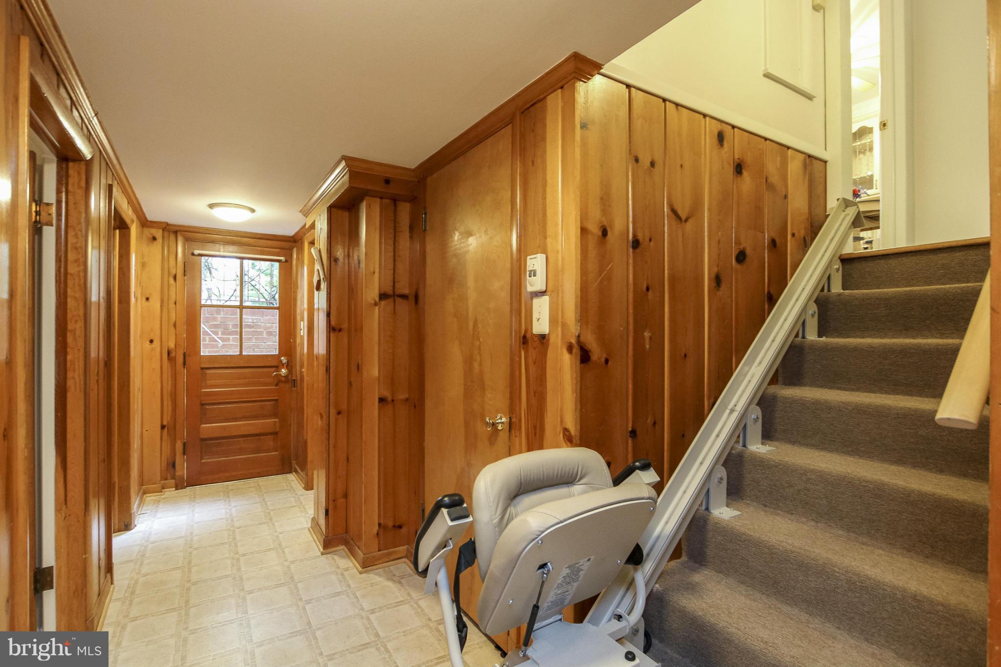 WOODLAWN MANOR - Residential