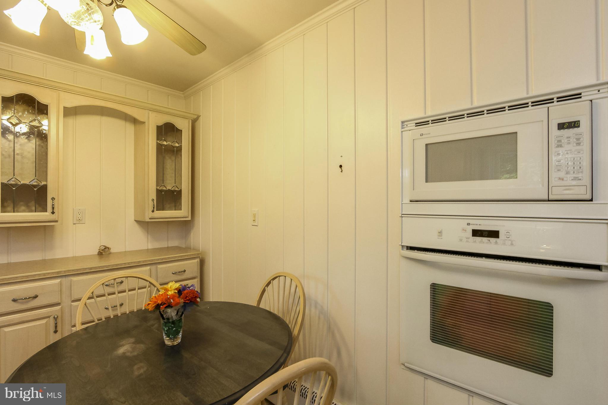 WOODLAWN MANOR - Residential