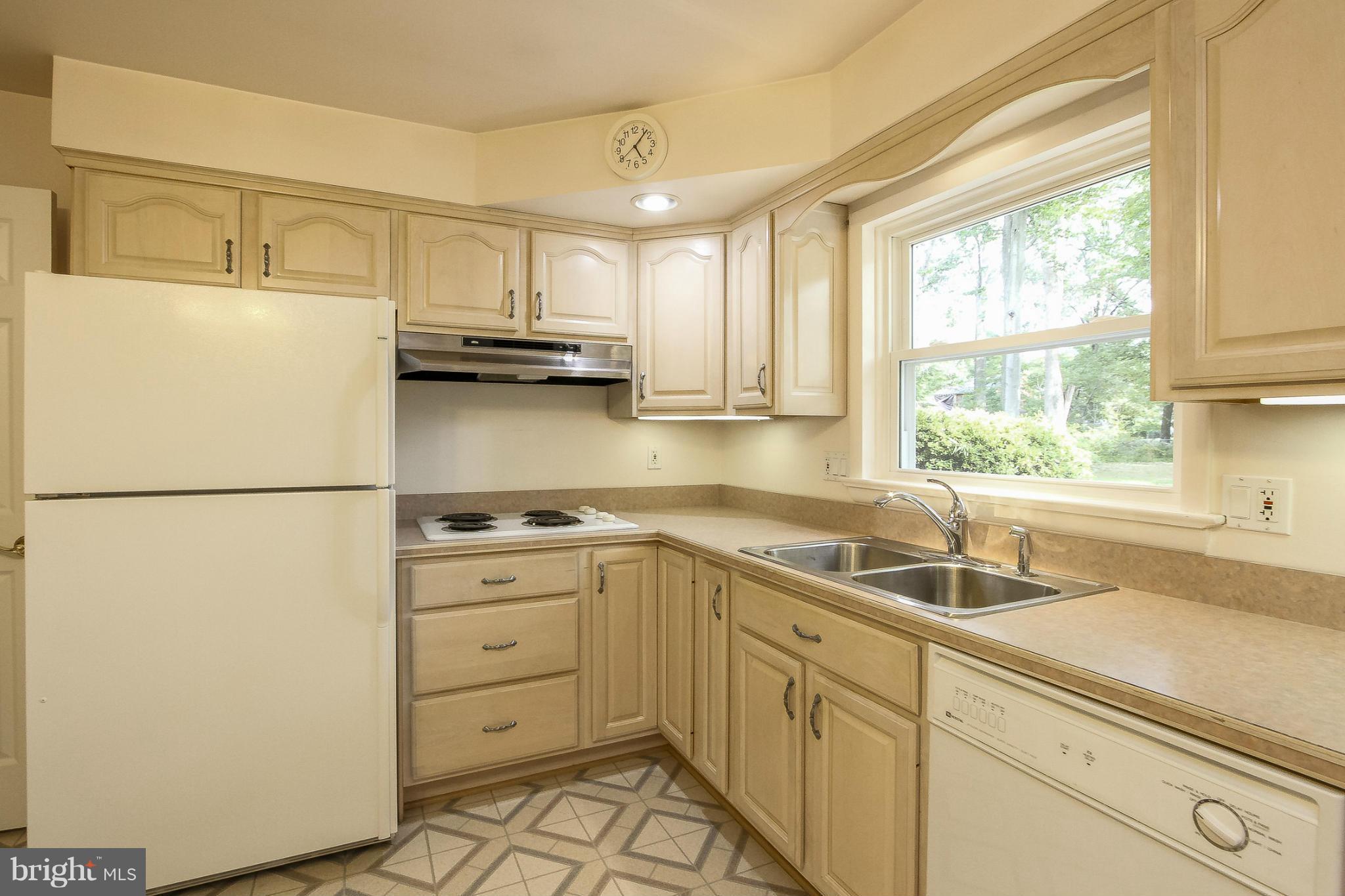 WOODLAWN MANOR - Residential