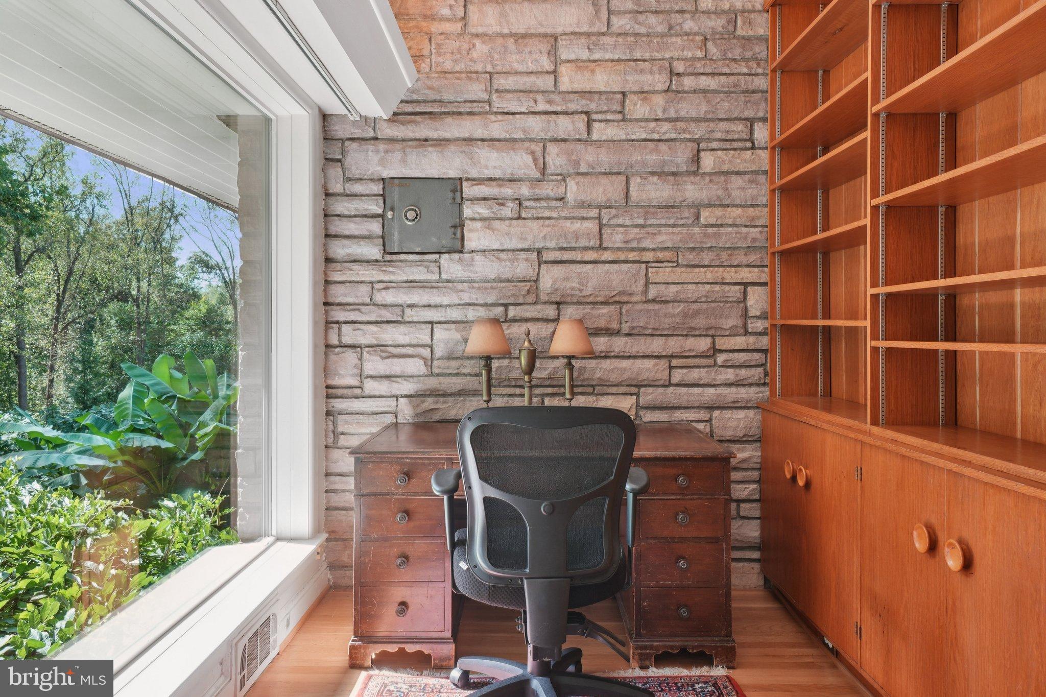 DOVER BALMORAL RIVERWOOD - Residential