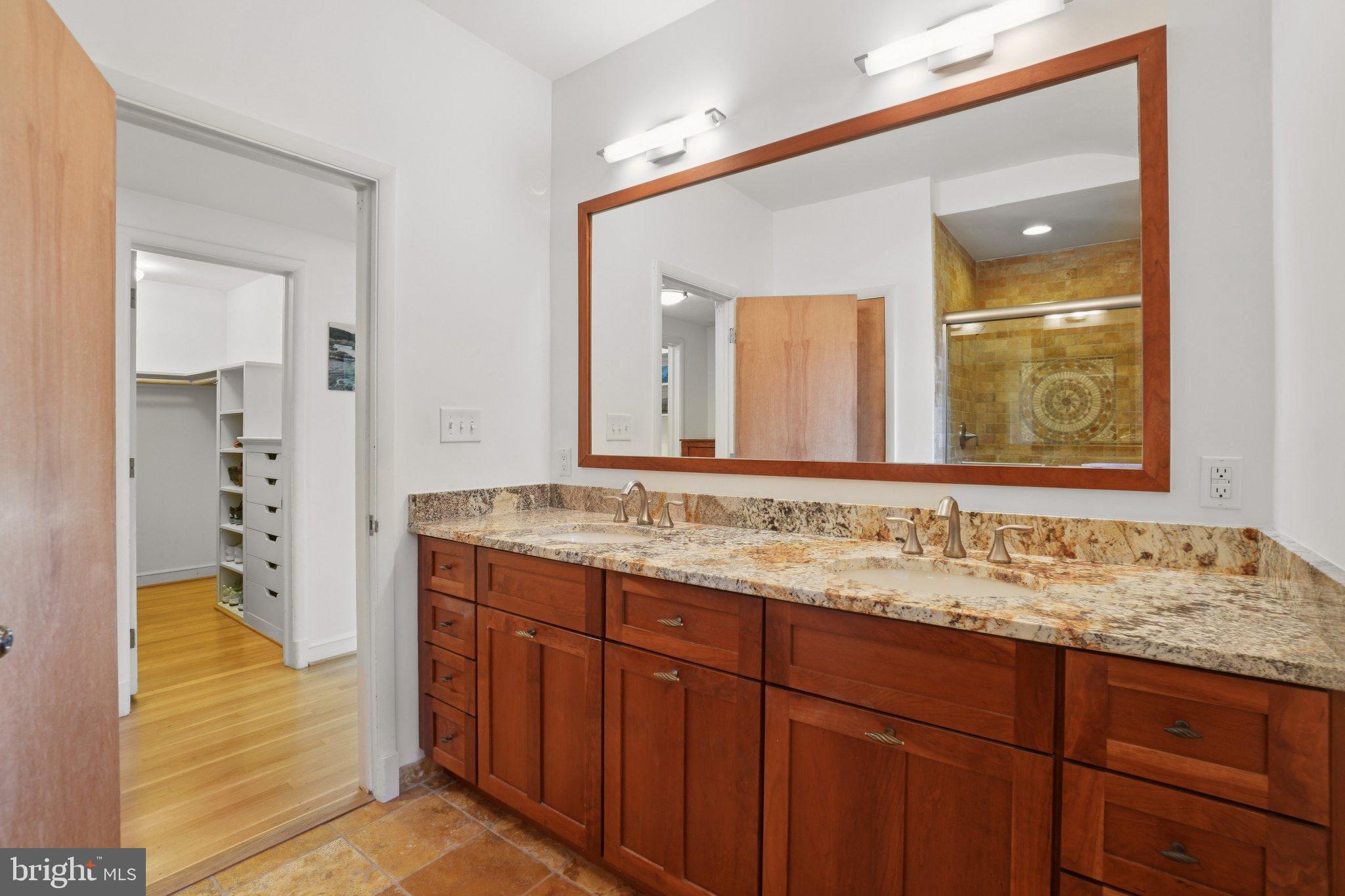 DOVER BALMORAL RIVERWOOD - Residential