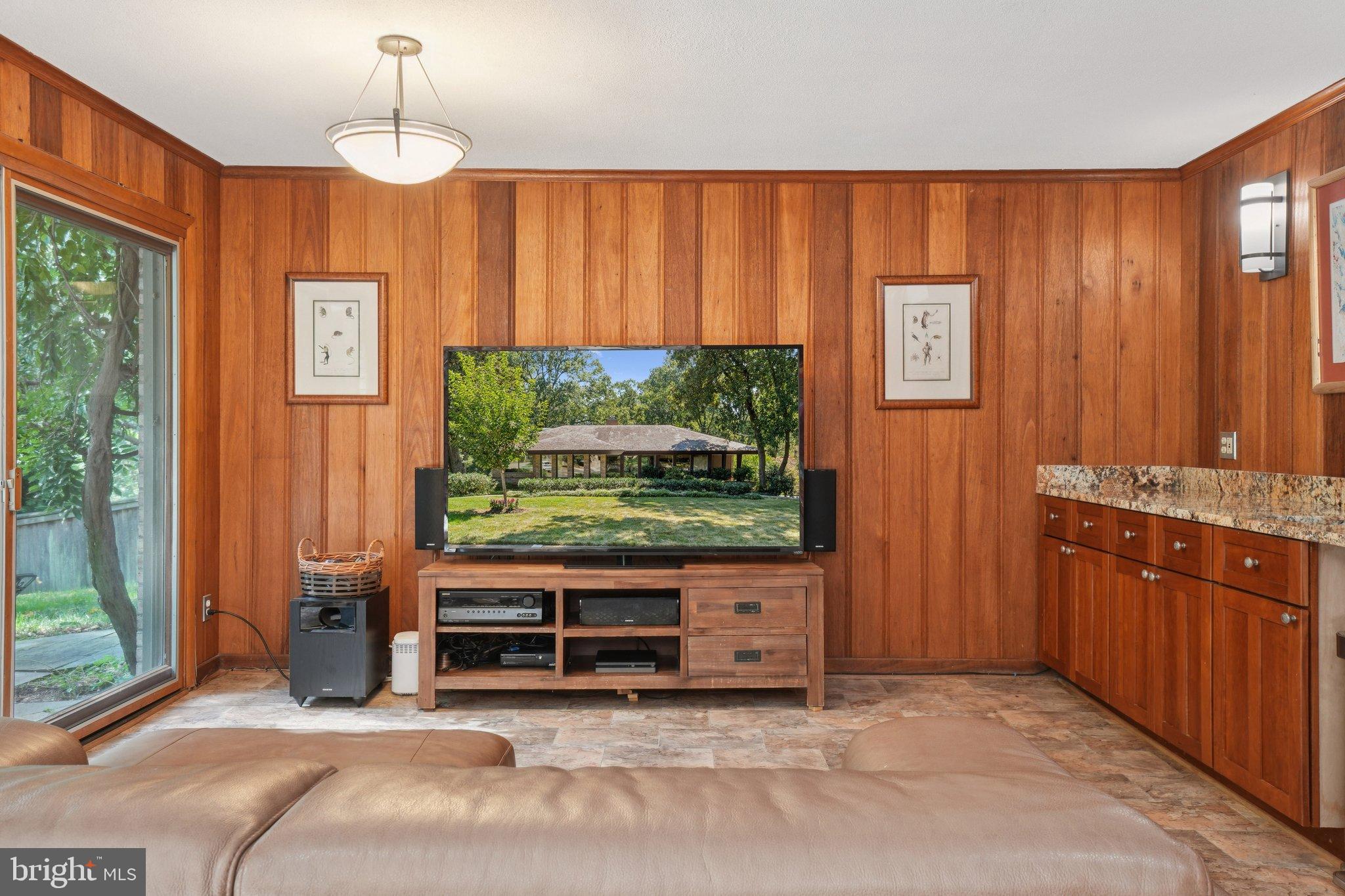 DOVER BALMORAL RIVERWOOD - Residential