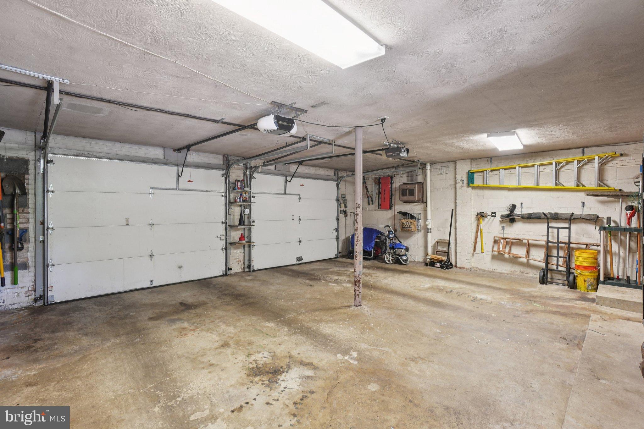 DOVER BALMORAL RIVERWOOD - Residential