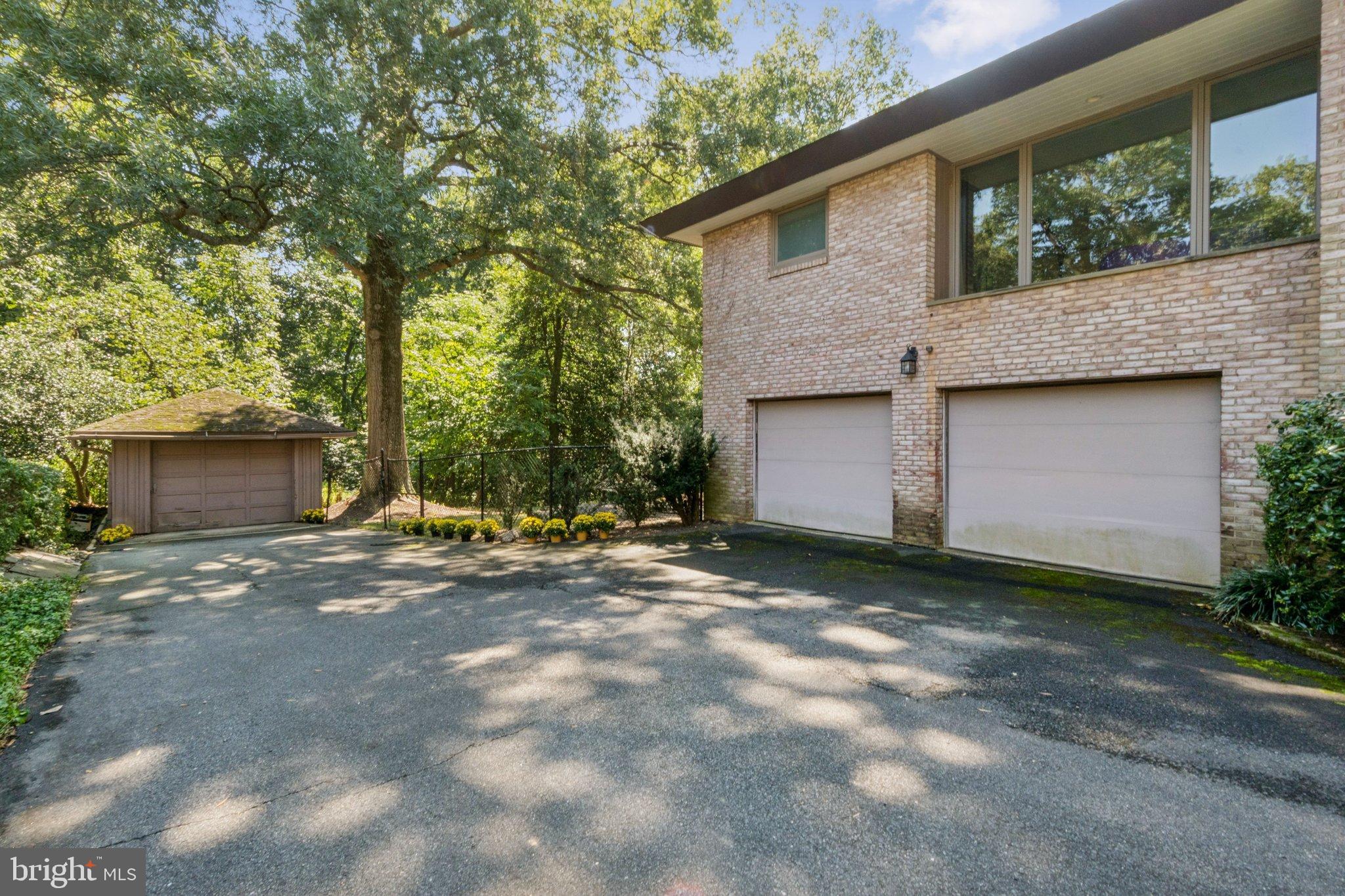 DOVER BALMORAL RIVERWOOD - Residential