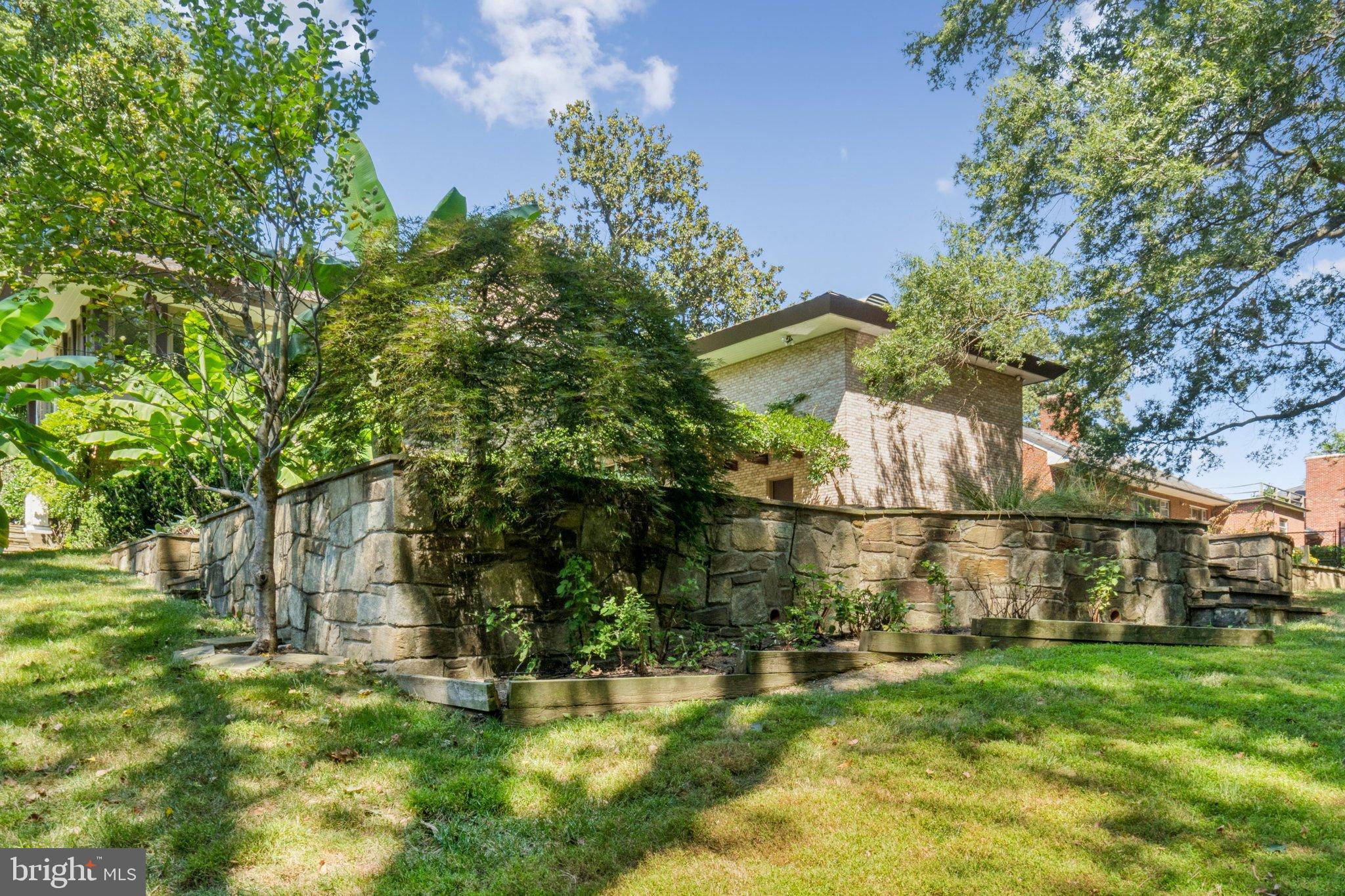 DOVER BALMORAL RIVERWOOD - Residential