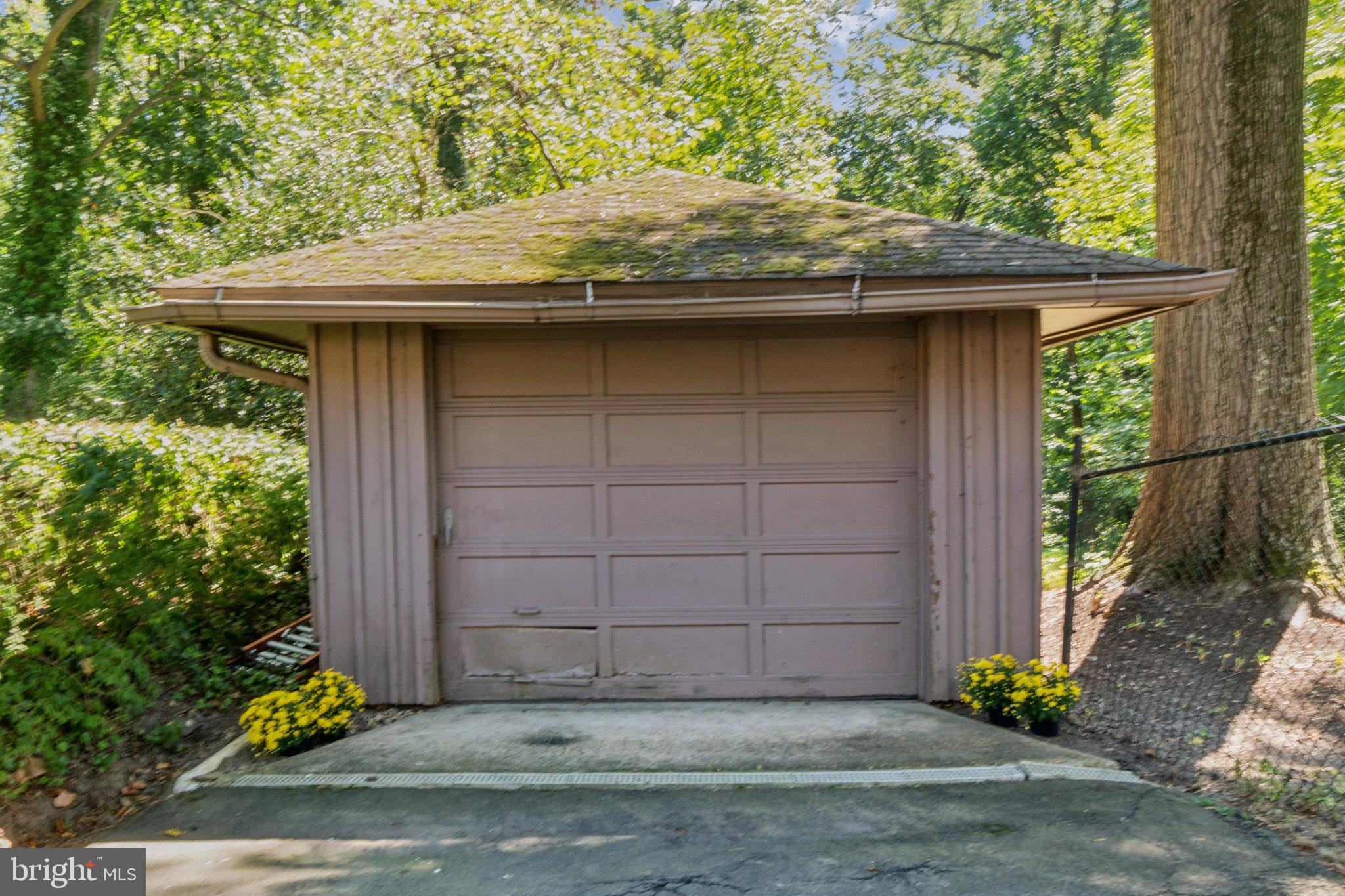 DOVER BALMORAL RIVERWOOD - Residential