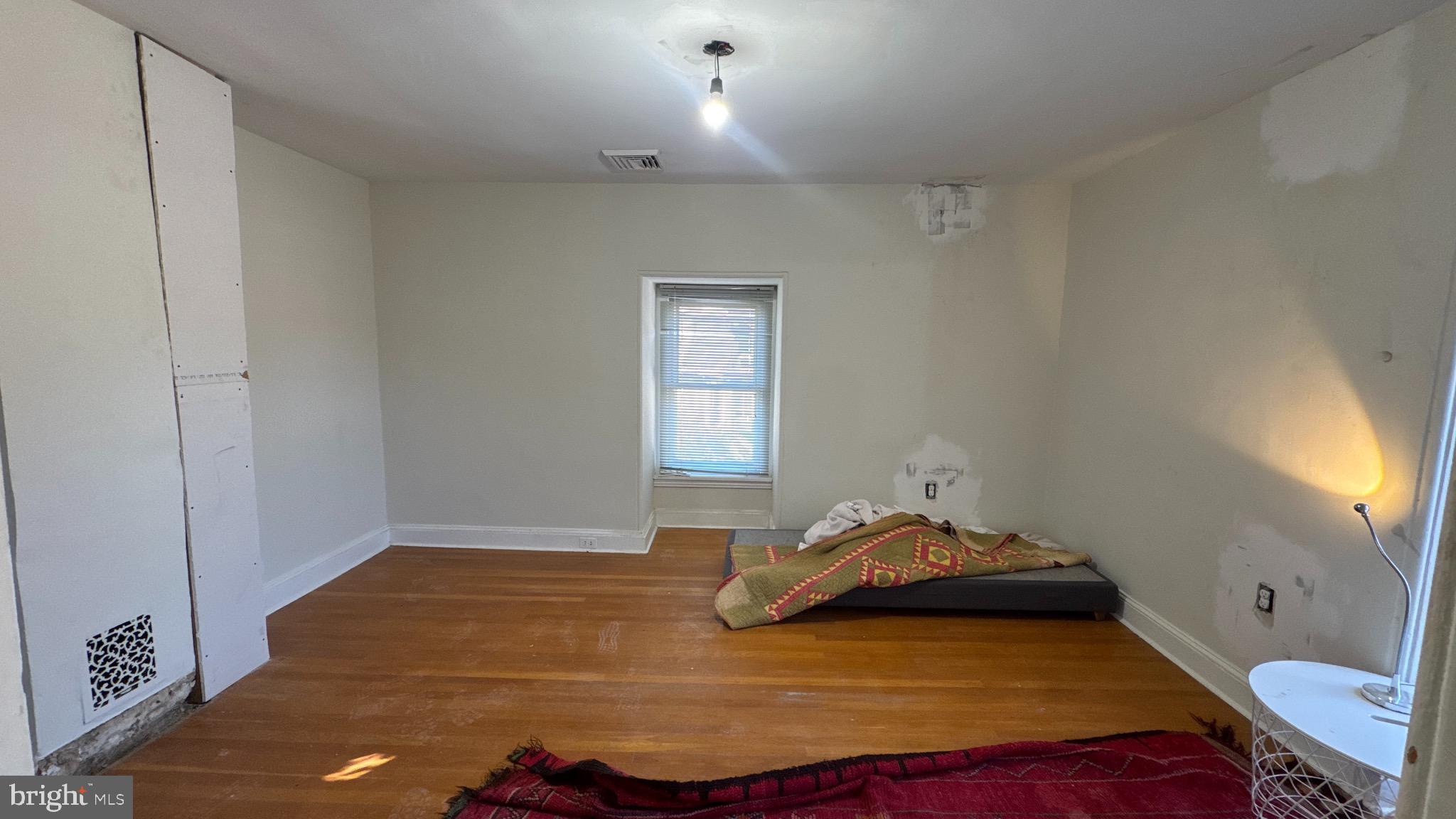 GERMANTOWN - Residential