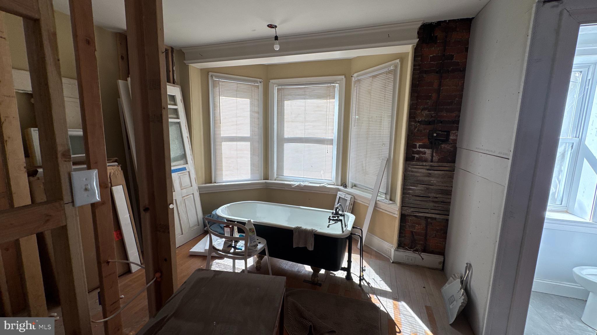 GERMANTOWN - Residential