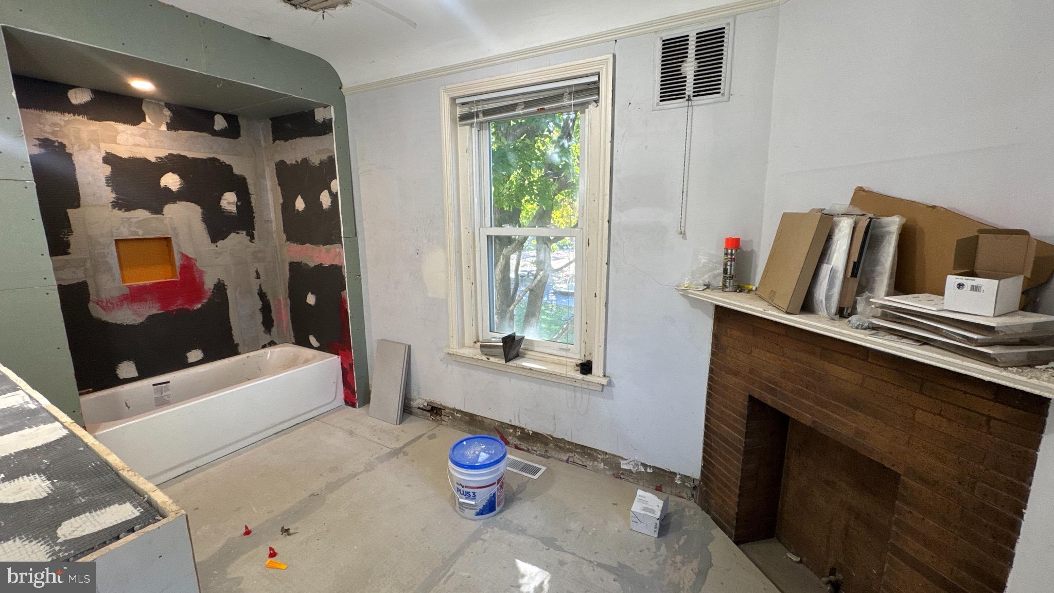 GERMANTOWN - Residential