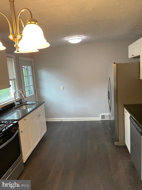 CEDAR VALLEY - Residential