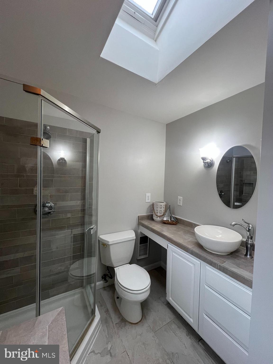 IDLEWILDE ACRES - Residential Lease