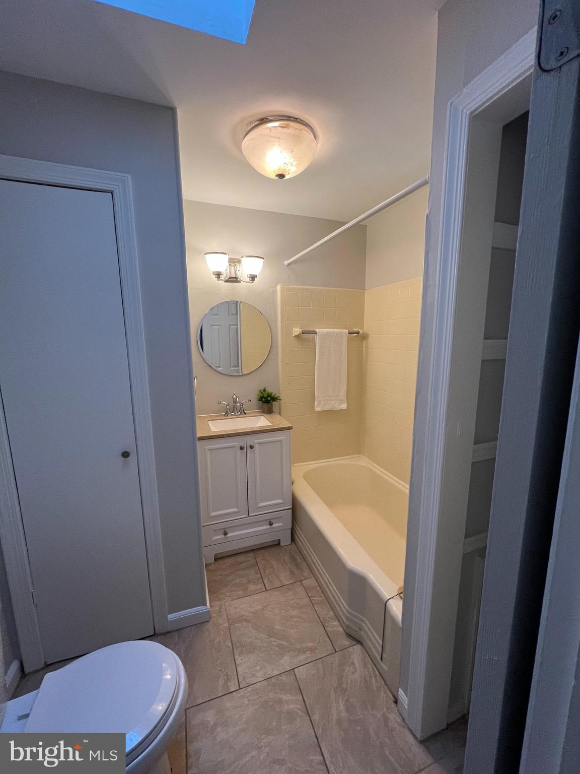 IDLEWILDE ACRES - Residential Lease