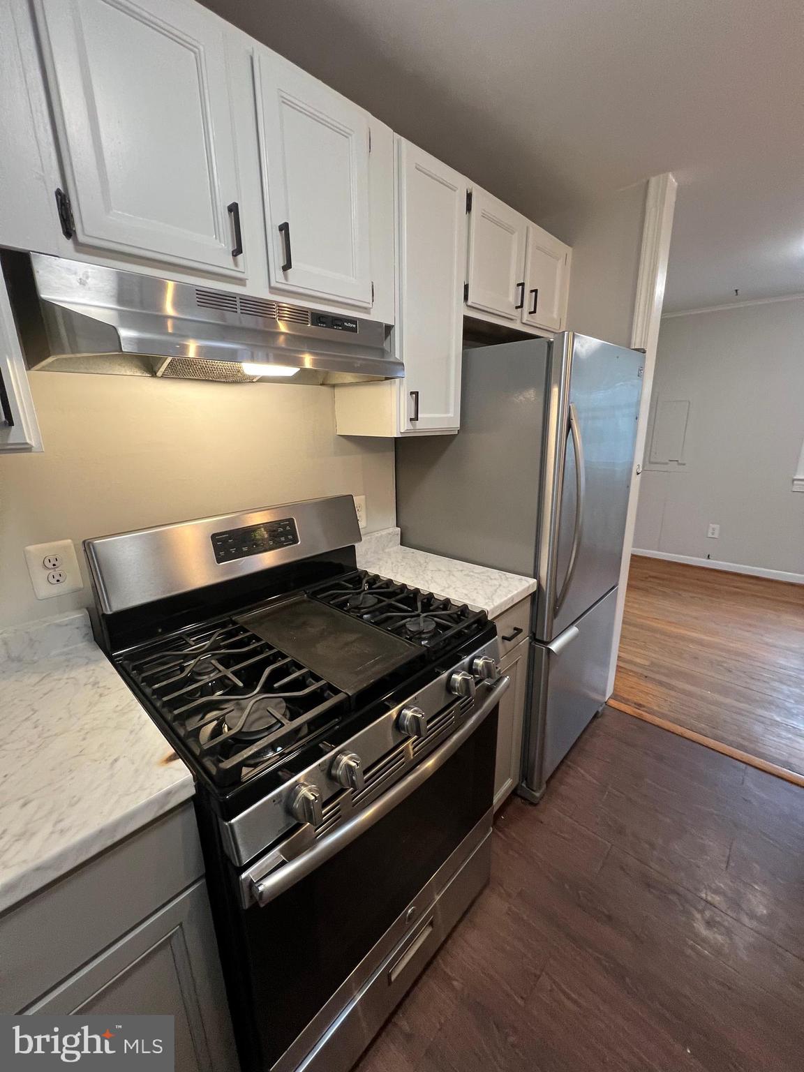 IDLEWILDE ACRES - Residential Lease