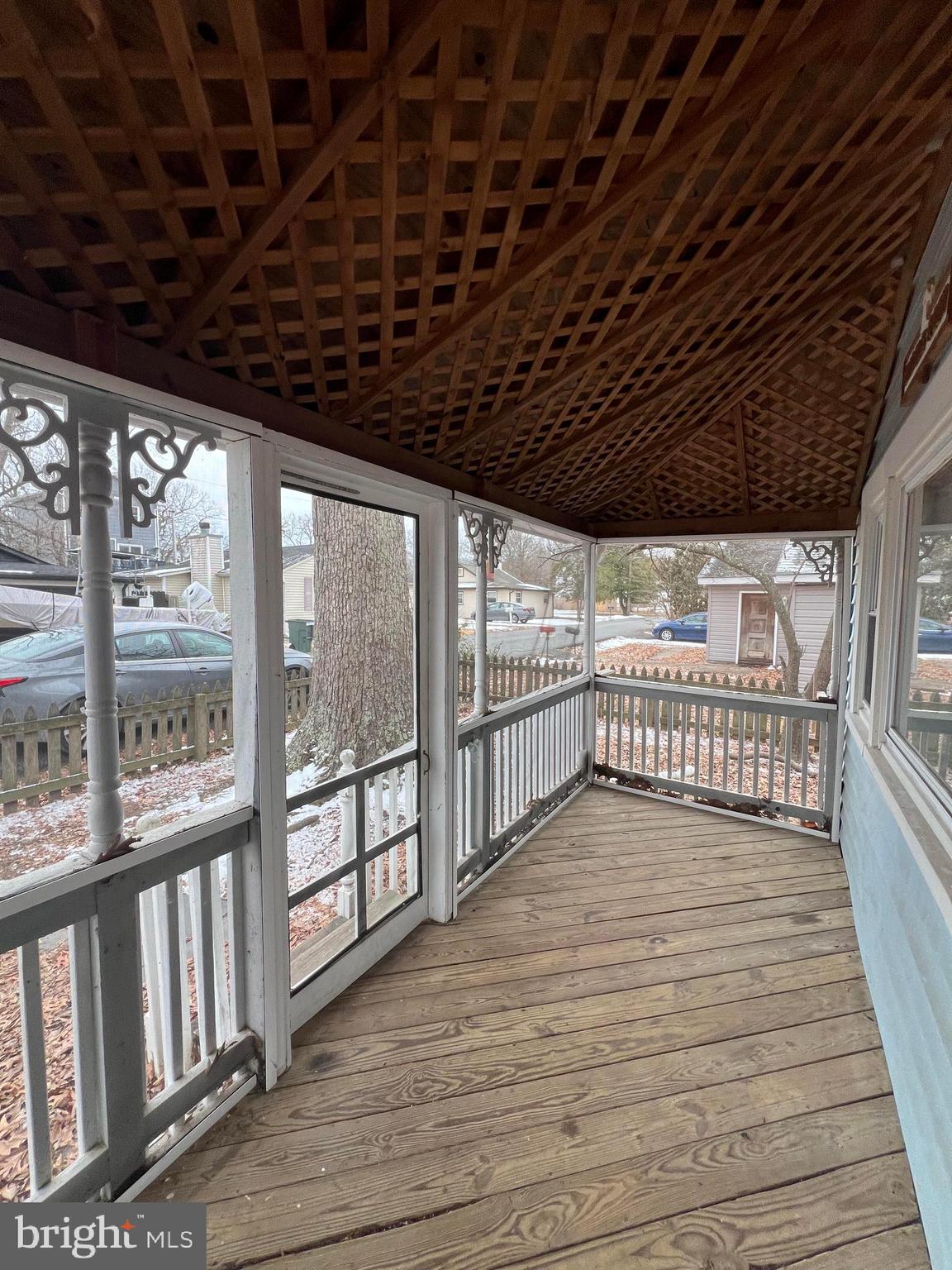 IDLEWILDE ACRES - Residential Lease