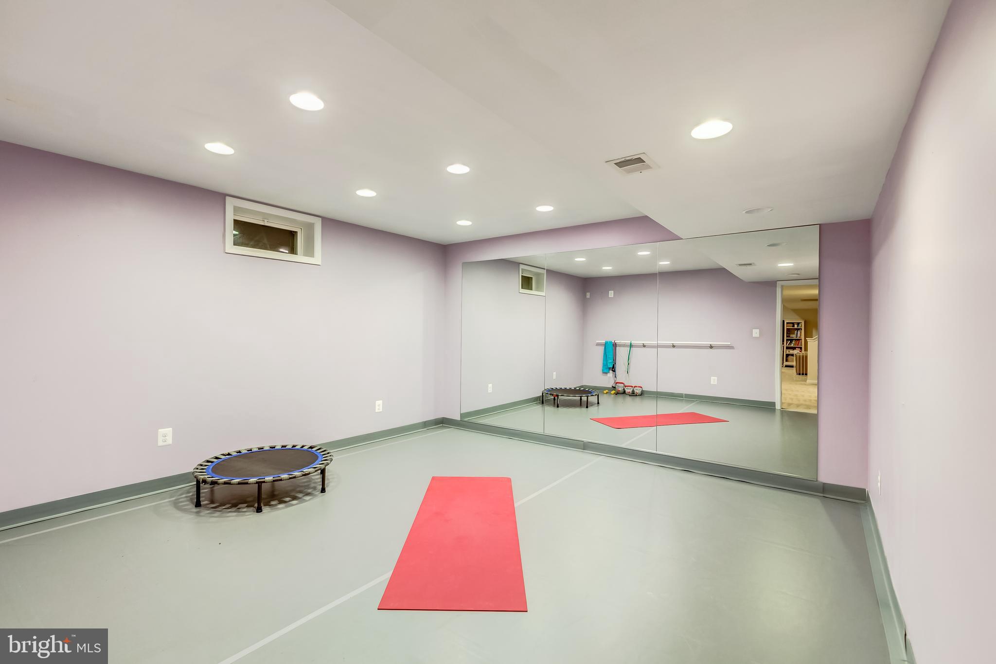 BROOKSIDE - Residential