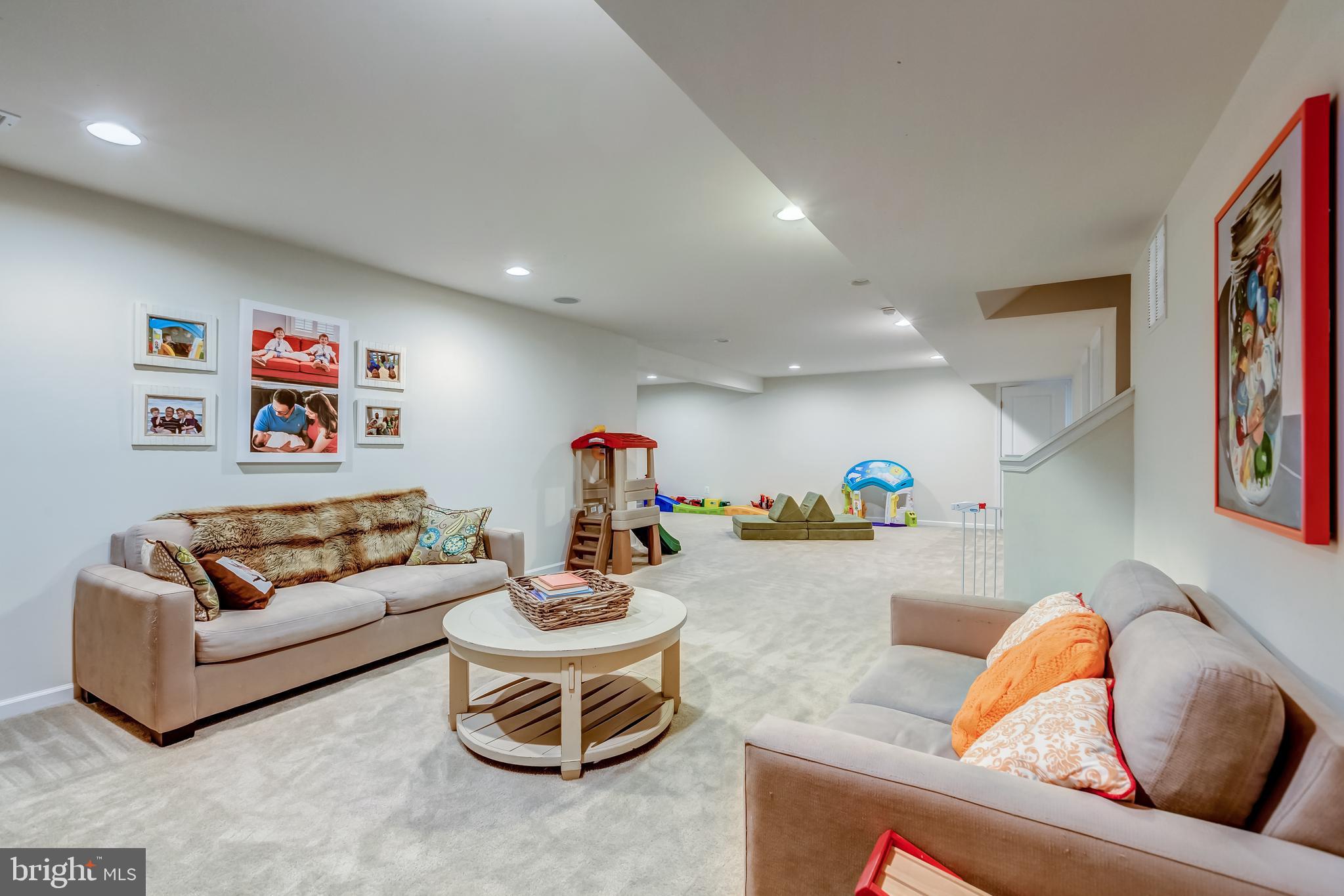 BROOKSIDE - Residential