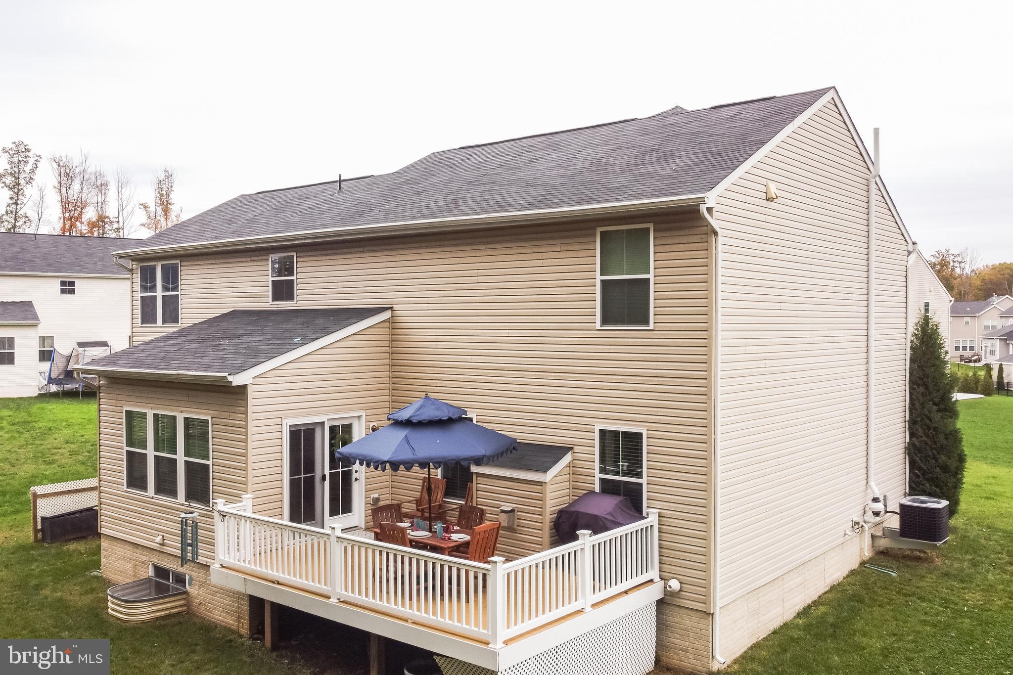 BROOKSIDE - Residential