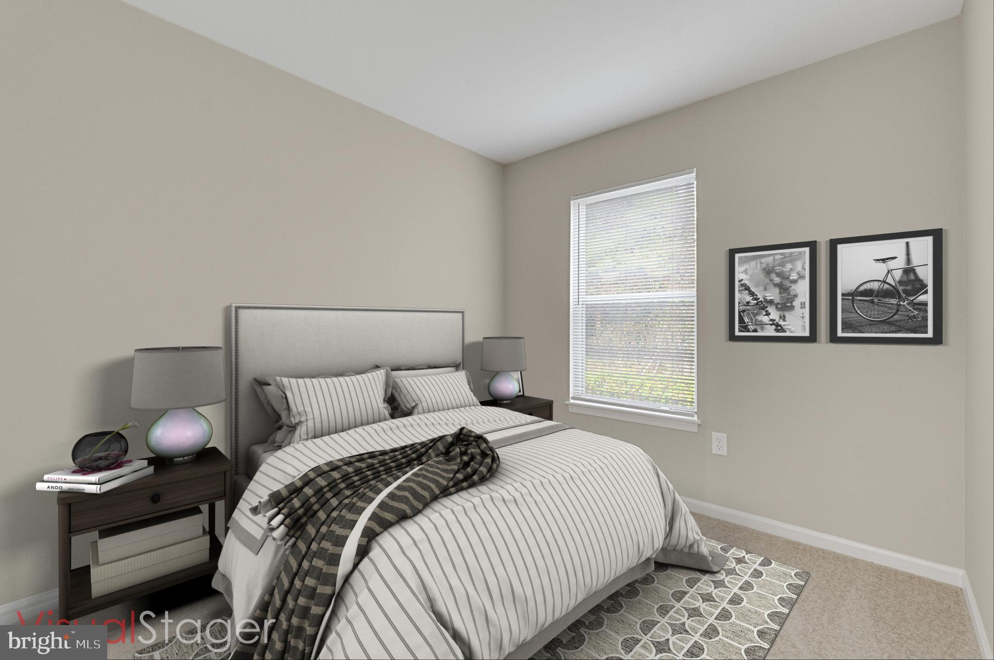 RIVERCHASE - Residential