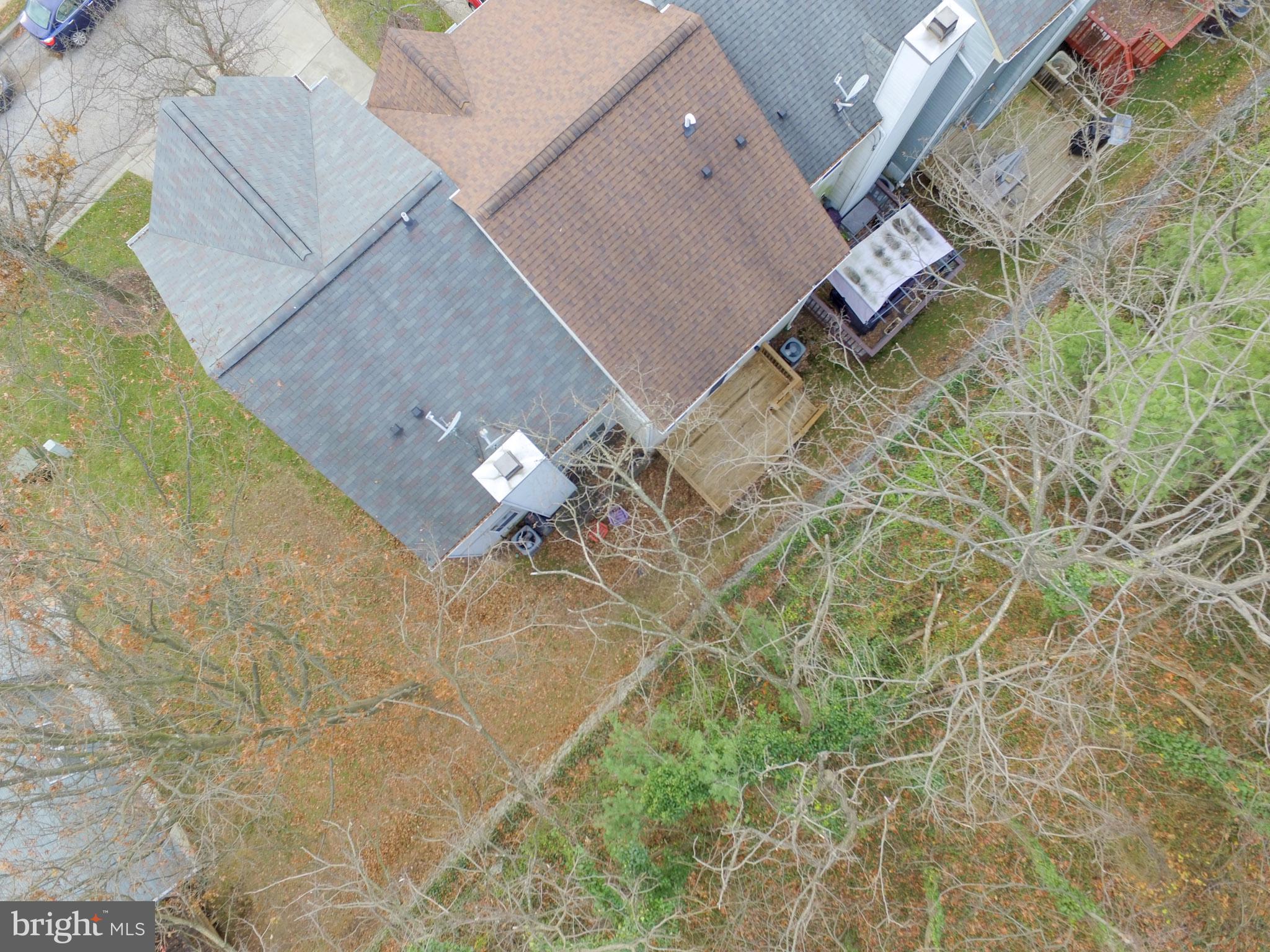 RIVERCHASE - Residential