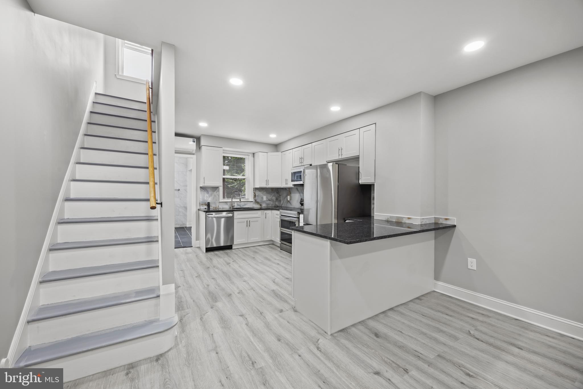 FRANKFORD - Residential