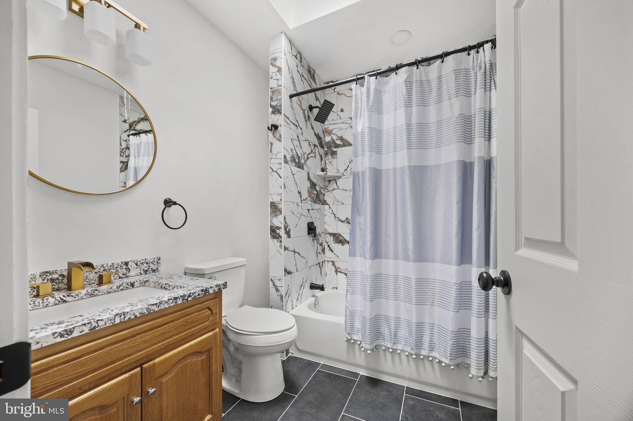 FRANKFORD - Residential