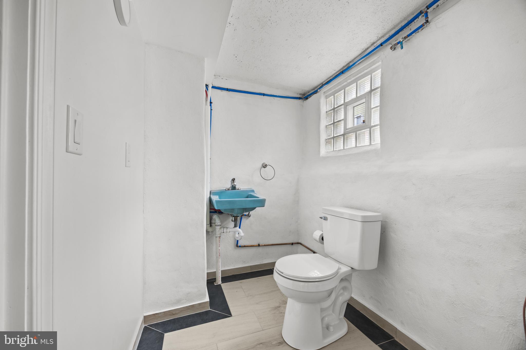 FRANKFORD - Residential